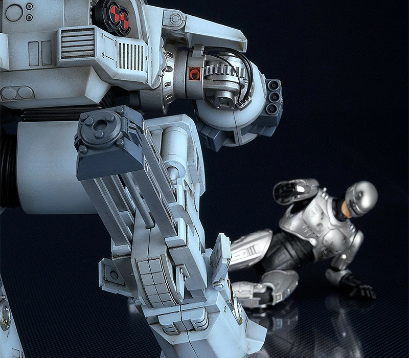 MODEROID-ROBOCOP-12